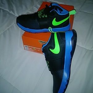 Boys nike shoes
